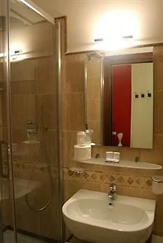 La Dolce Vita Barberini Roma Pensión